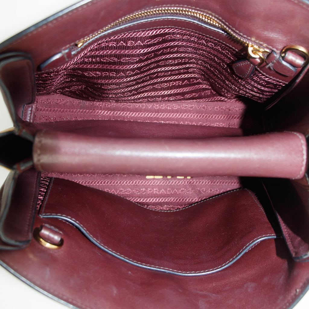 Bolt Boutique Prada Calfskin Bicolor Red x Burgundy Shoulder Bag #2936 — alternative angle