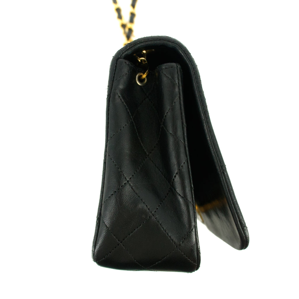 Bolt Boutique Chanel Matelasse Lambskin Black Single Flap Shoulder Bag #2958 — lifestyle context