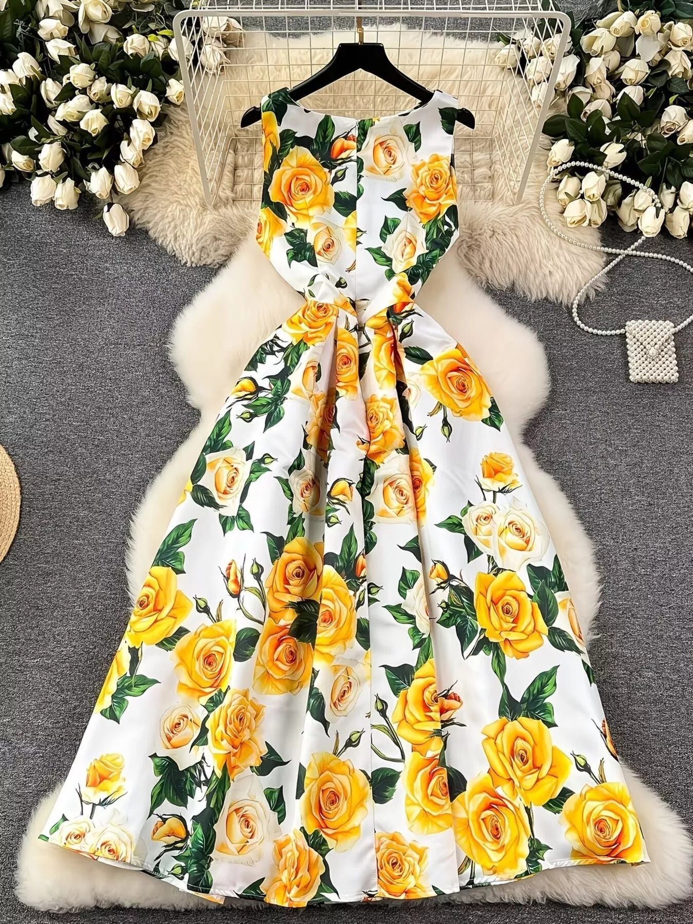 Floral Print Sleeveless Midi Dress