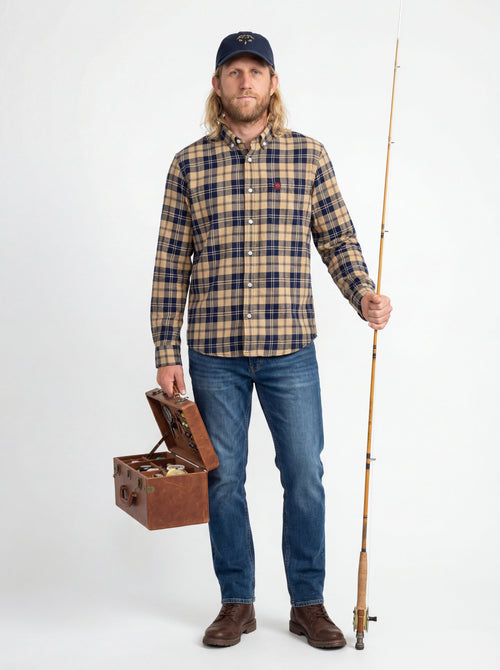 Adirondack Field Raquette Flannel Shirt — detail and construction