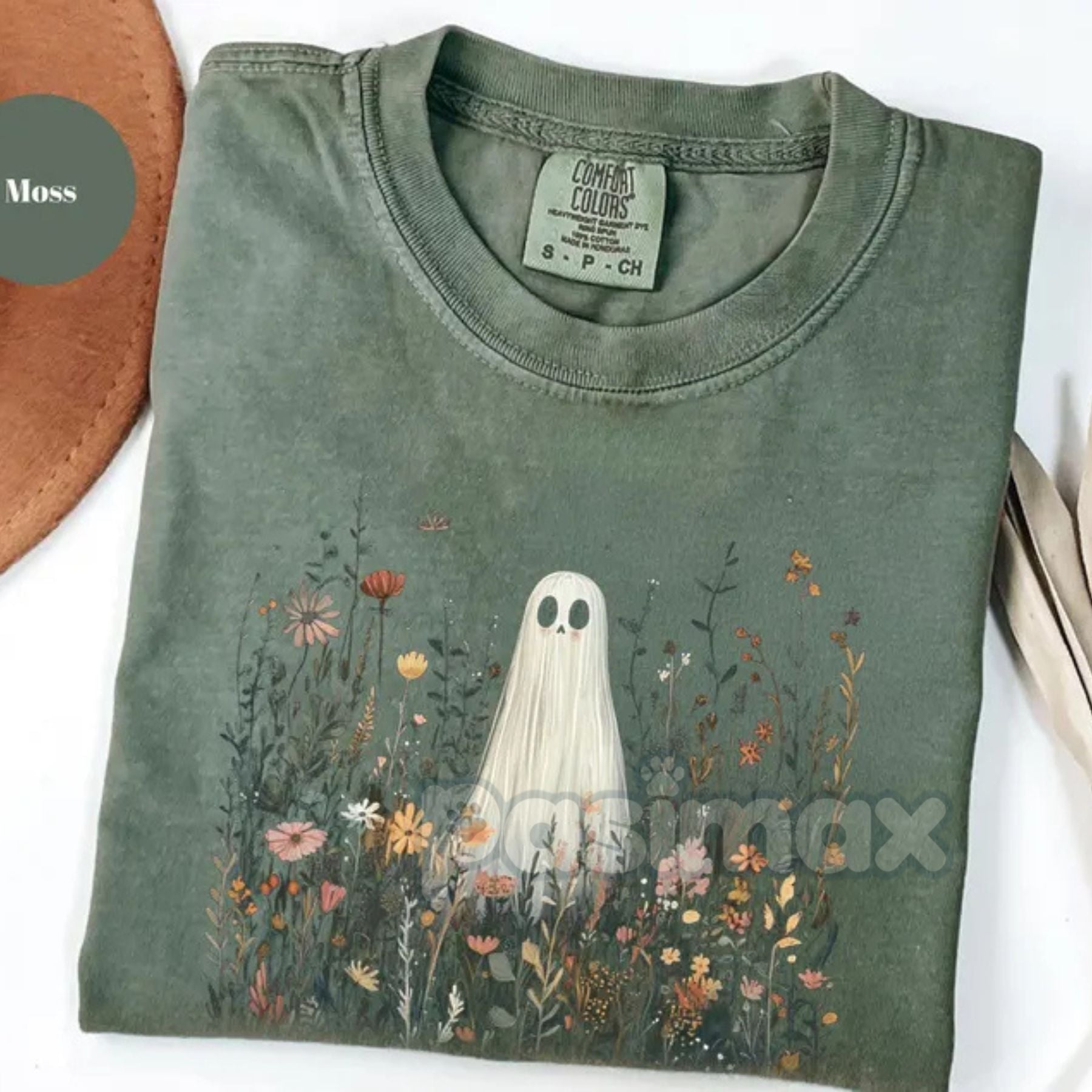 Pasimax Comfort Colors® Enchanted Ghost in Wildflowers T-Shirt — detail close-up