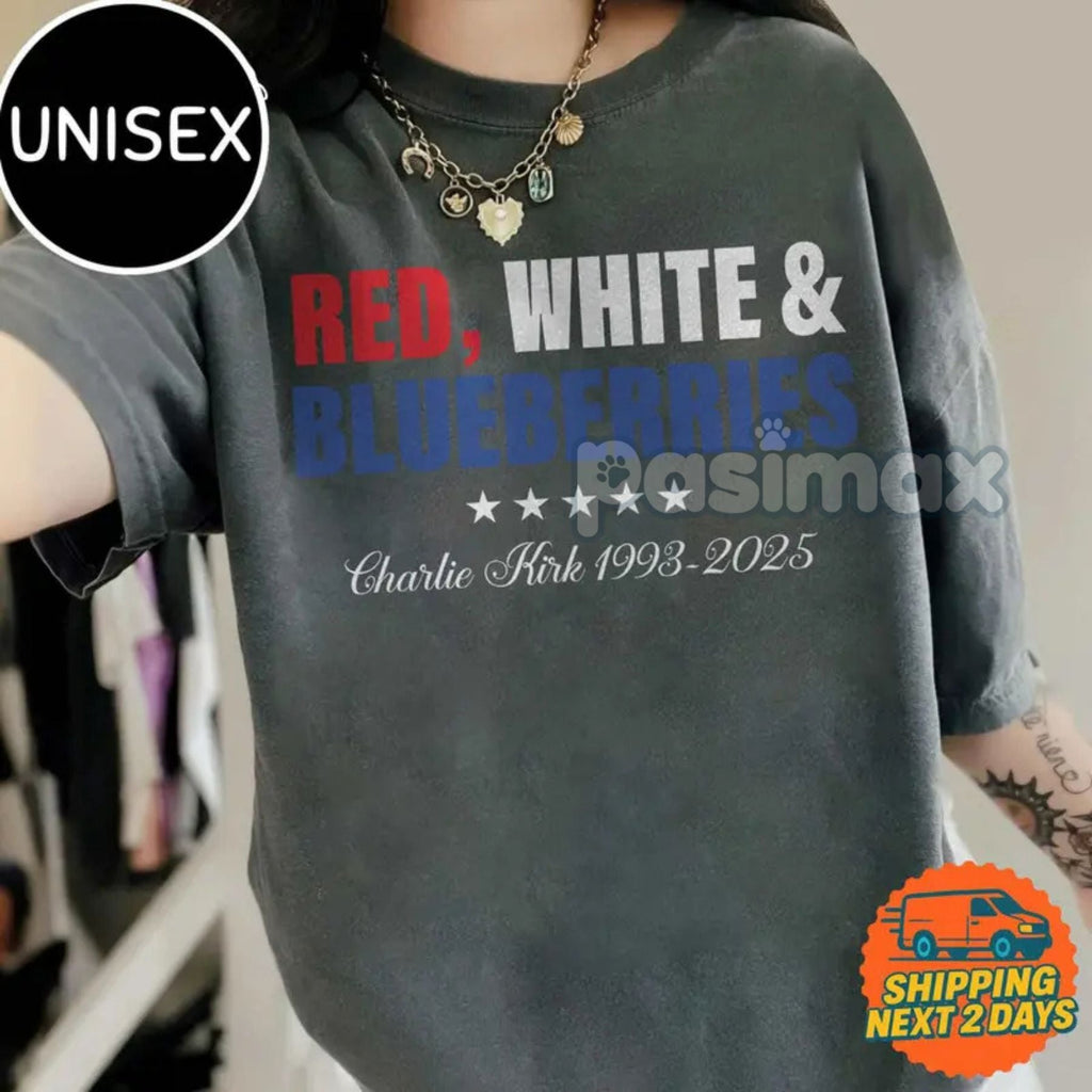 Pasimax 'Red White and Blueberries' Shirt — detail close-up