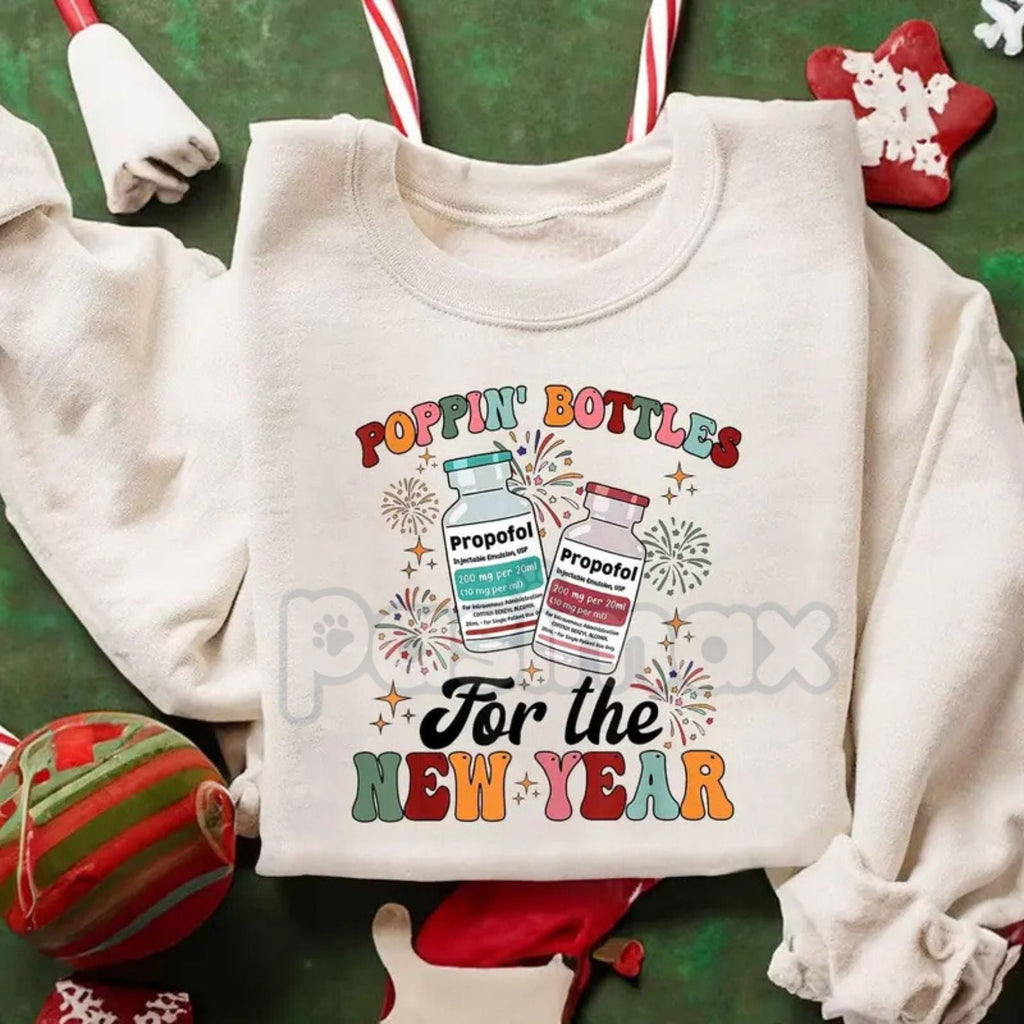 Pasimax ICU Nurse New Year 2026 Sweatshirt | Critical Care Nursing Holiday Jumper | Registered Nurse NYE 2026 Crewneck | Funn