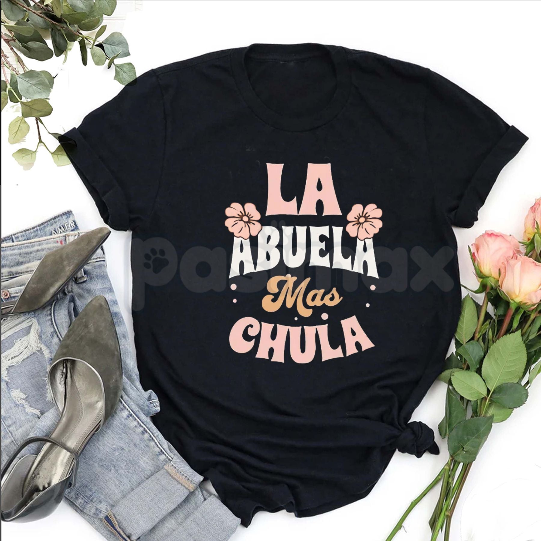 Pasimax "La Abuela Más Chula" Spanish Graphic Tee — detail close-up