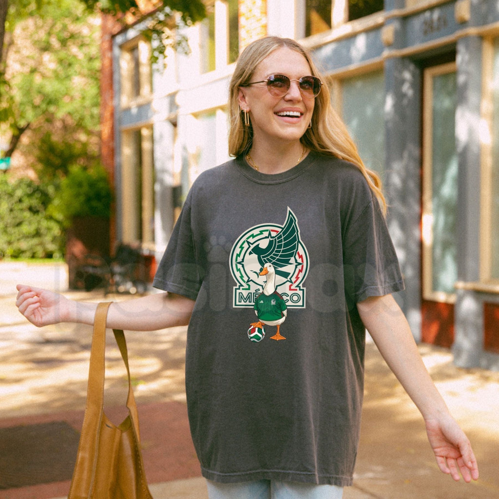 Mexico 26 Funny Goose Cup T-Shirt – Vintage Mexican Duck Flag Soccer Tee, Humorous World Tournament Fan Unisex Shirt