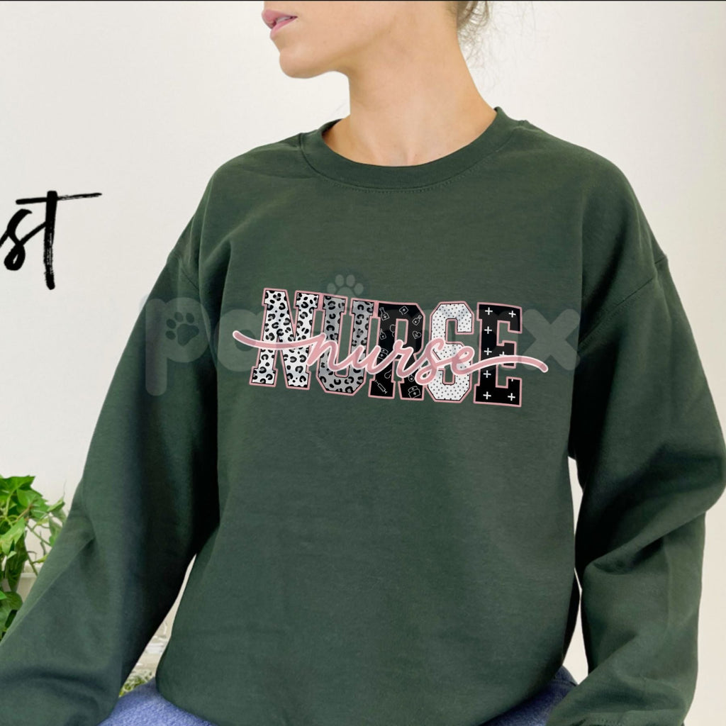 Pasimax Leopard Print Nurse Sweatshirt | Trendy Medical Icon Nursing Crewneck | Aesthetic Stethoscope Graphic Pullover | Fier