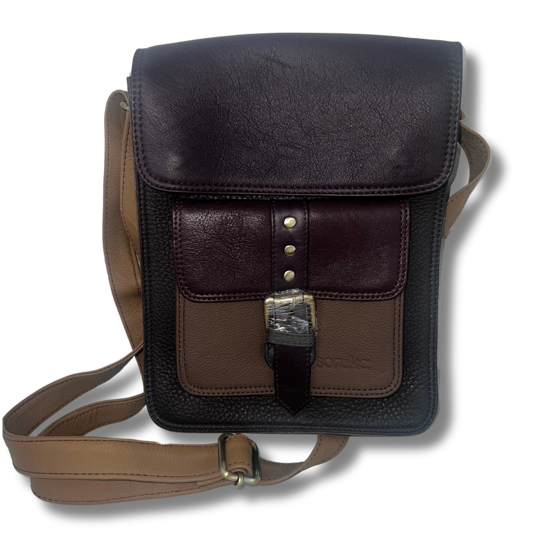 Soruka Isla · Unisex Leather Crossbody Bag