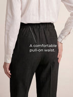 LINTICO Linen Tailored Wide Leg Full Length Pants LEIGHTON — LINTICO branding close-up