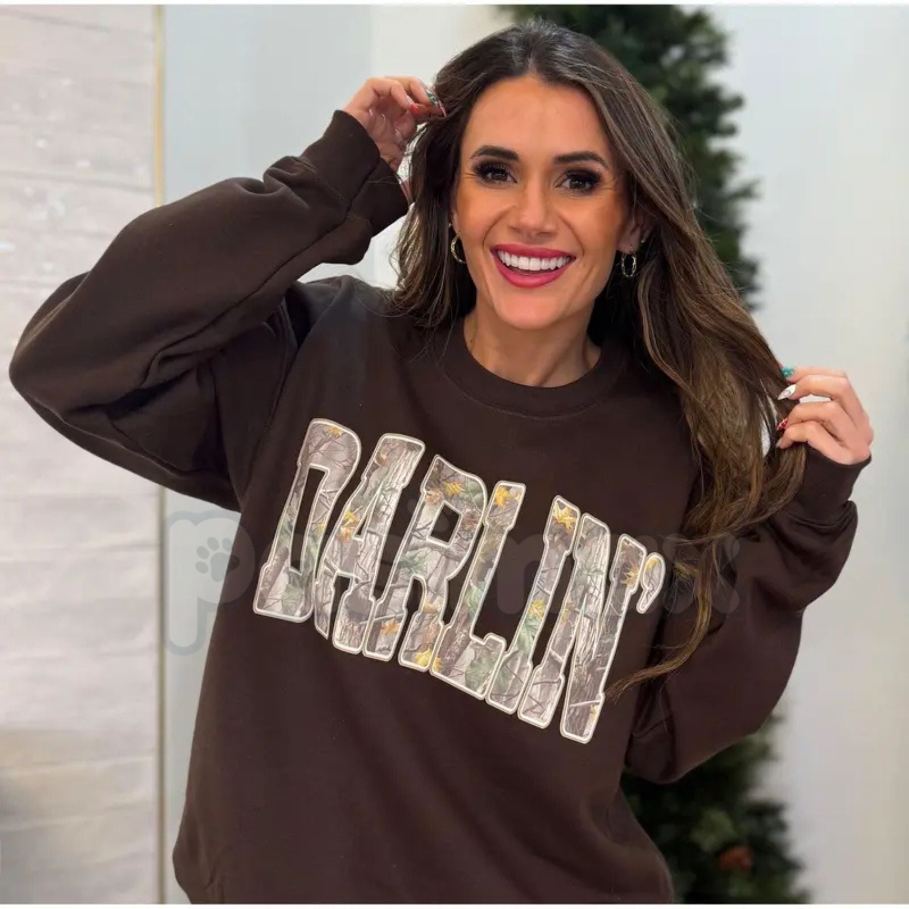 Pasimax Retro Camo Western Darlin Sweatshirt | Country Distressed Cowboy Quote Shirt | Vintage Camouflage Western Jumper | Na