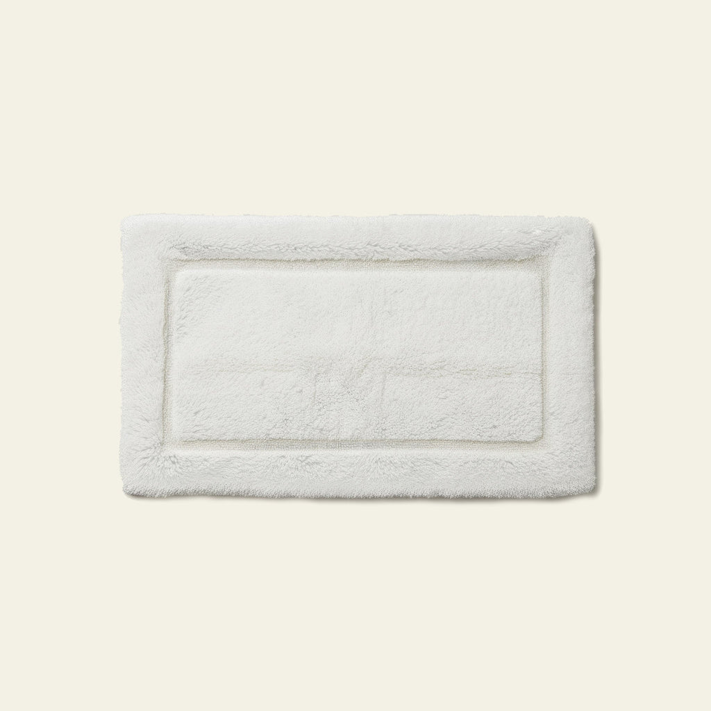 Italic Ultraplush Skid-Resistant Bath Mat — minimalist design context