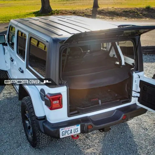 GPCA Jeep Wrangler JL 4DR Cargo Cover LITE (2018+) — lifestyle context
