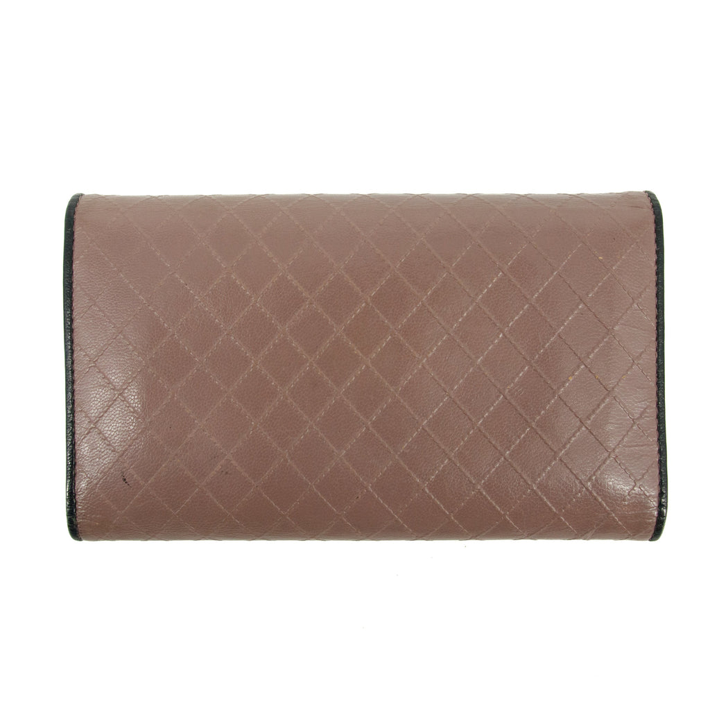 Bolt Boutique Chanel Matelasse Bicolor Long Trifold Embossed Wallet Pink #3173 — detail close-up