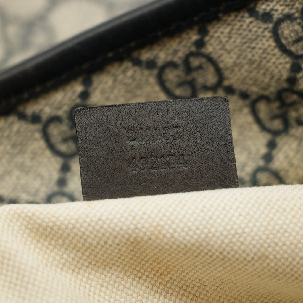 Bolt Boutique Gucci GG Supreme Canvas Coated Blue Shoulder Bag SKU-#3192 — color detail