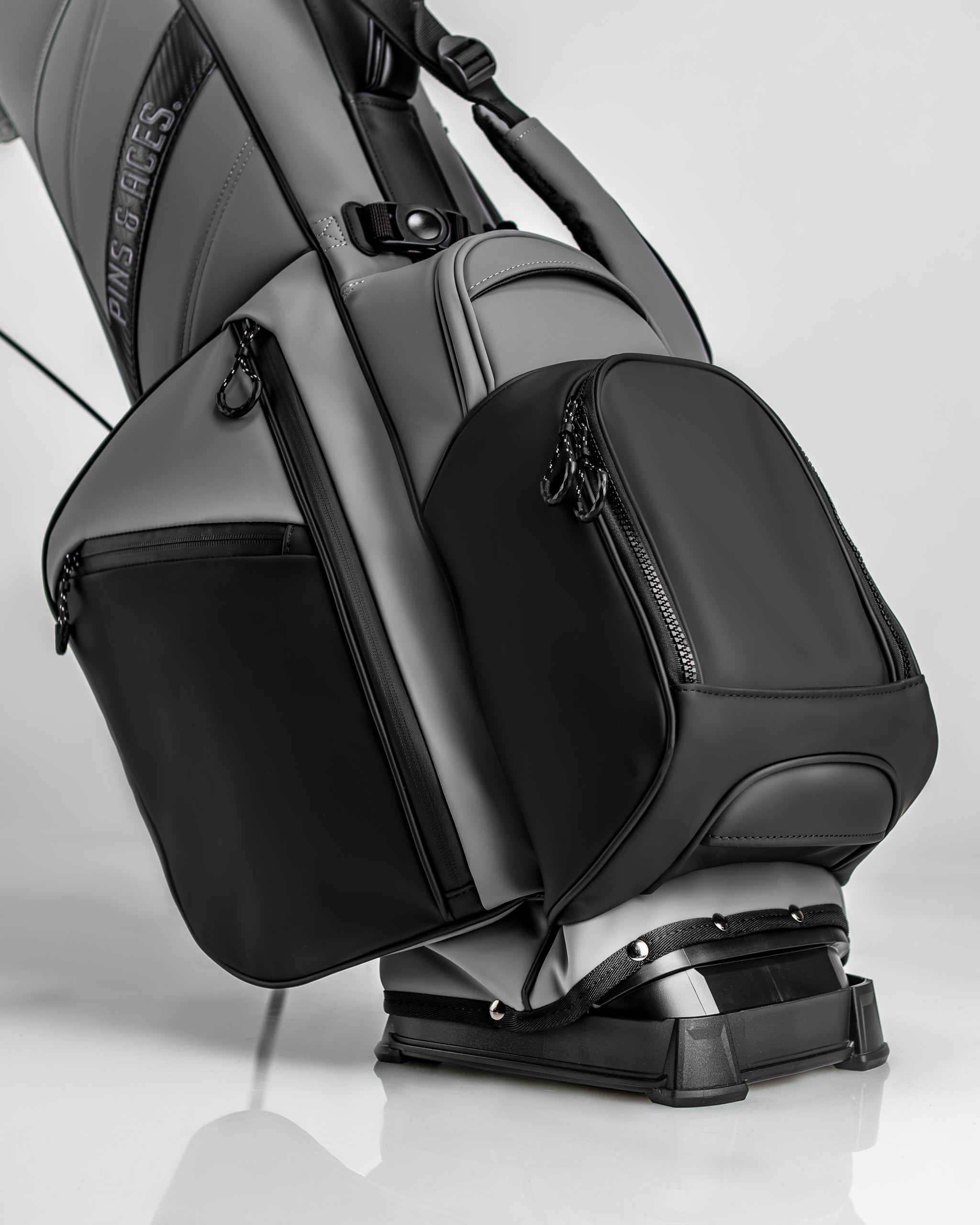 Pins and Aces Player Preferred™ Golf Bag - Flat Ash — in-use photo