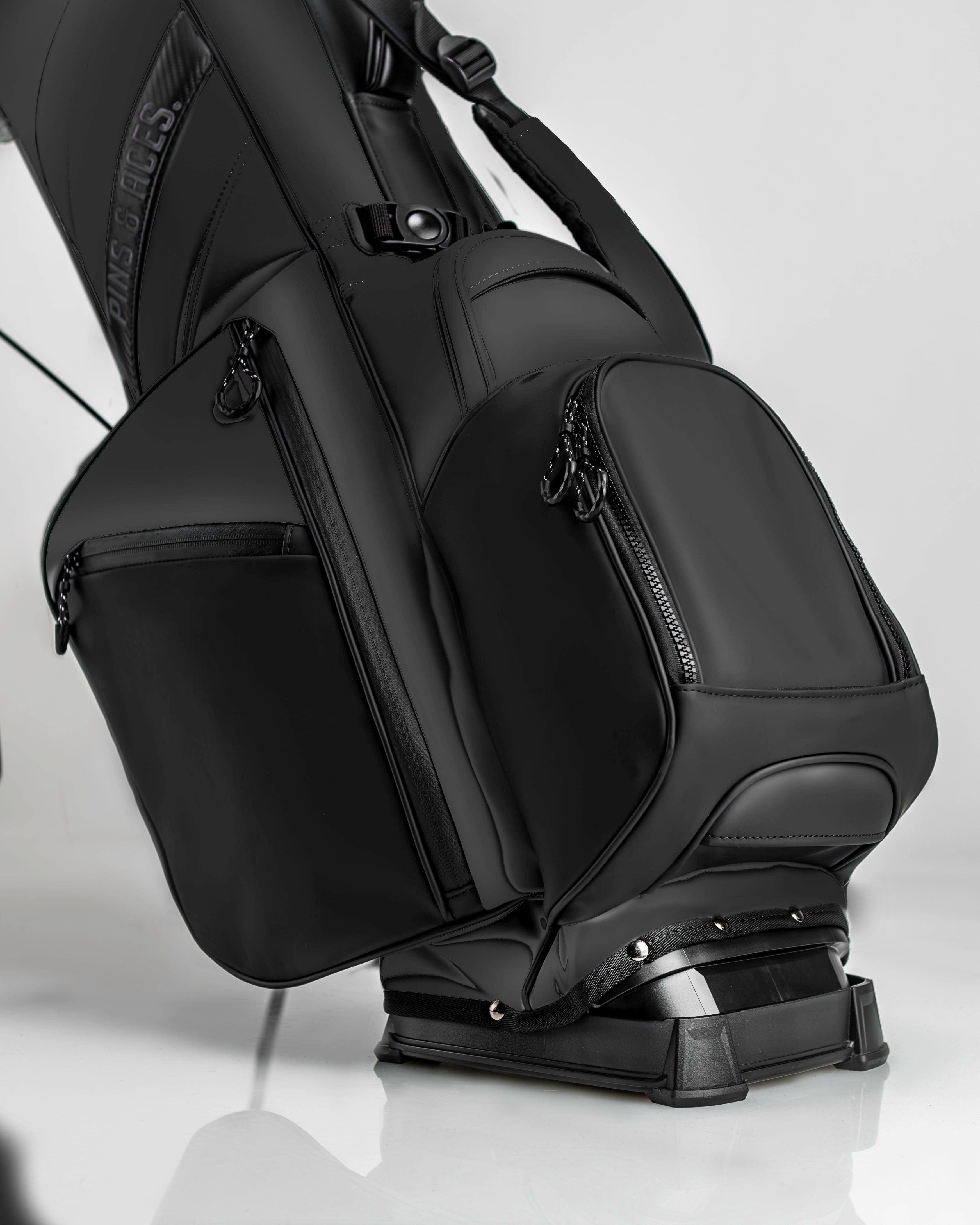 Pins and Aces Player Preferred™ Golf Bag - Obsidian — size reference