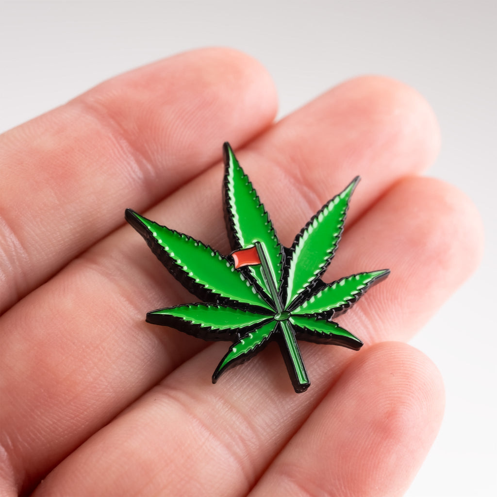 Pot Leaf Ball Marker – Pins and Aces, view 4