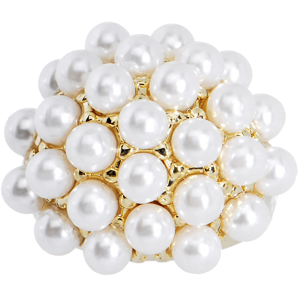 BodyCandy Size 6 -Goldtone Faux Pearl Cluster Ring — detail close-up