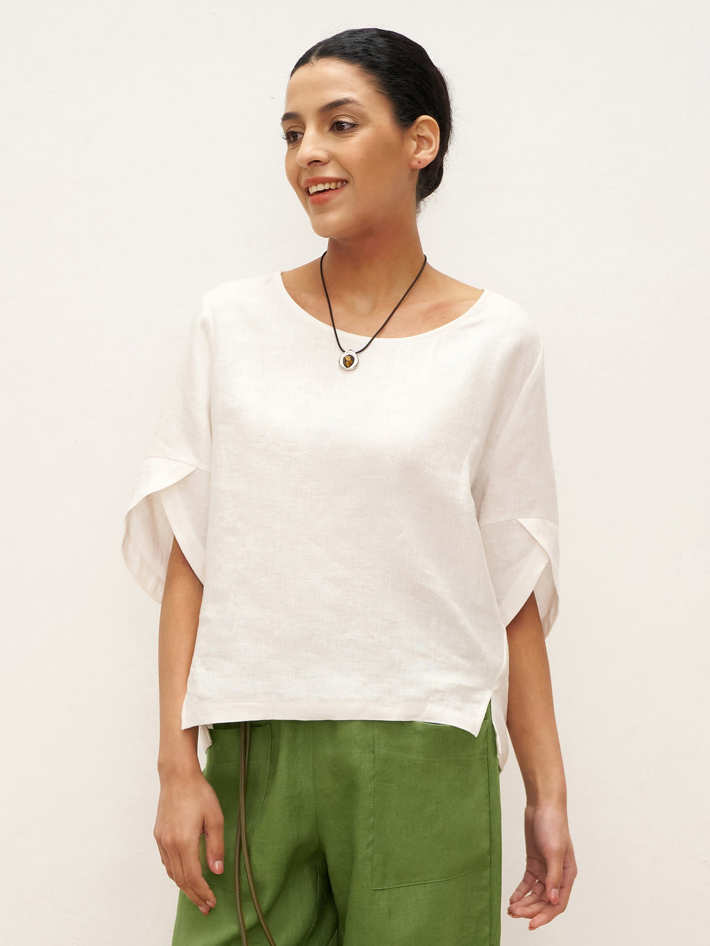 LINTICO 100% Linen Round Neck Petal-Sleeve Pullover LAUREL — main product shot