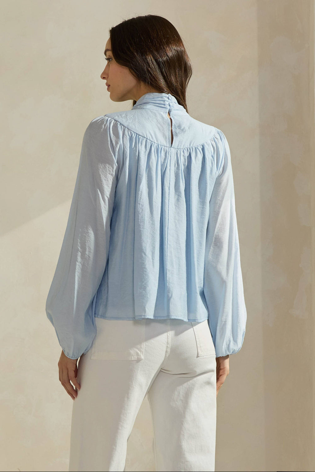 KADOU BOUTIQUE Able - Bow-Tie Neck Blouse — back view
