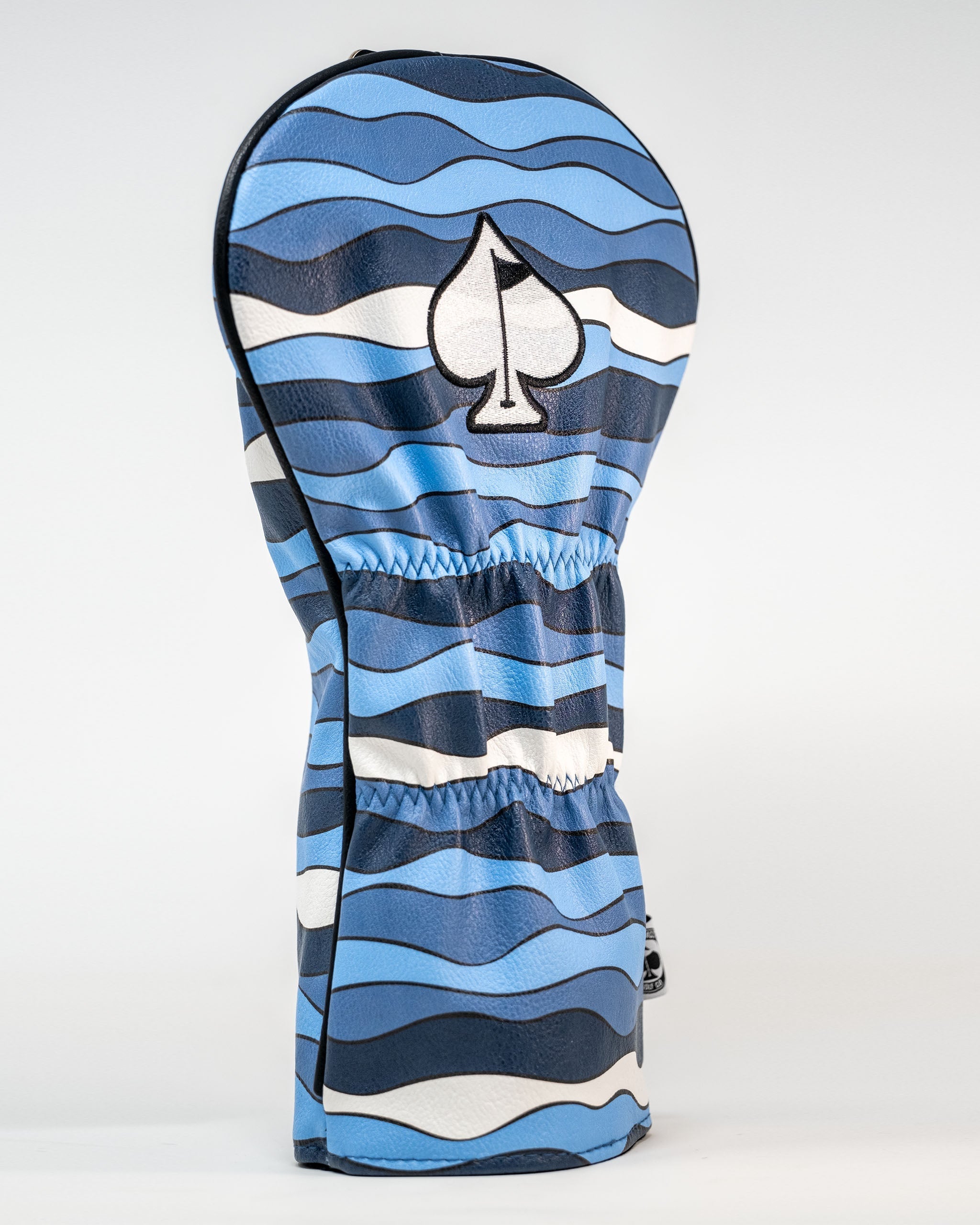 Shark Attack Driver Cover – Pins and Aces, view 4
