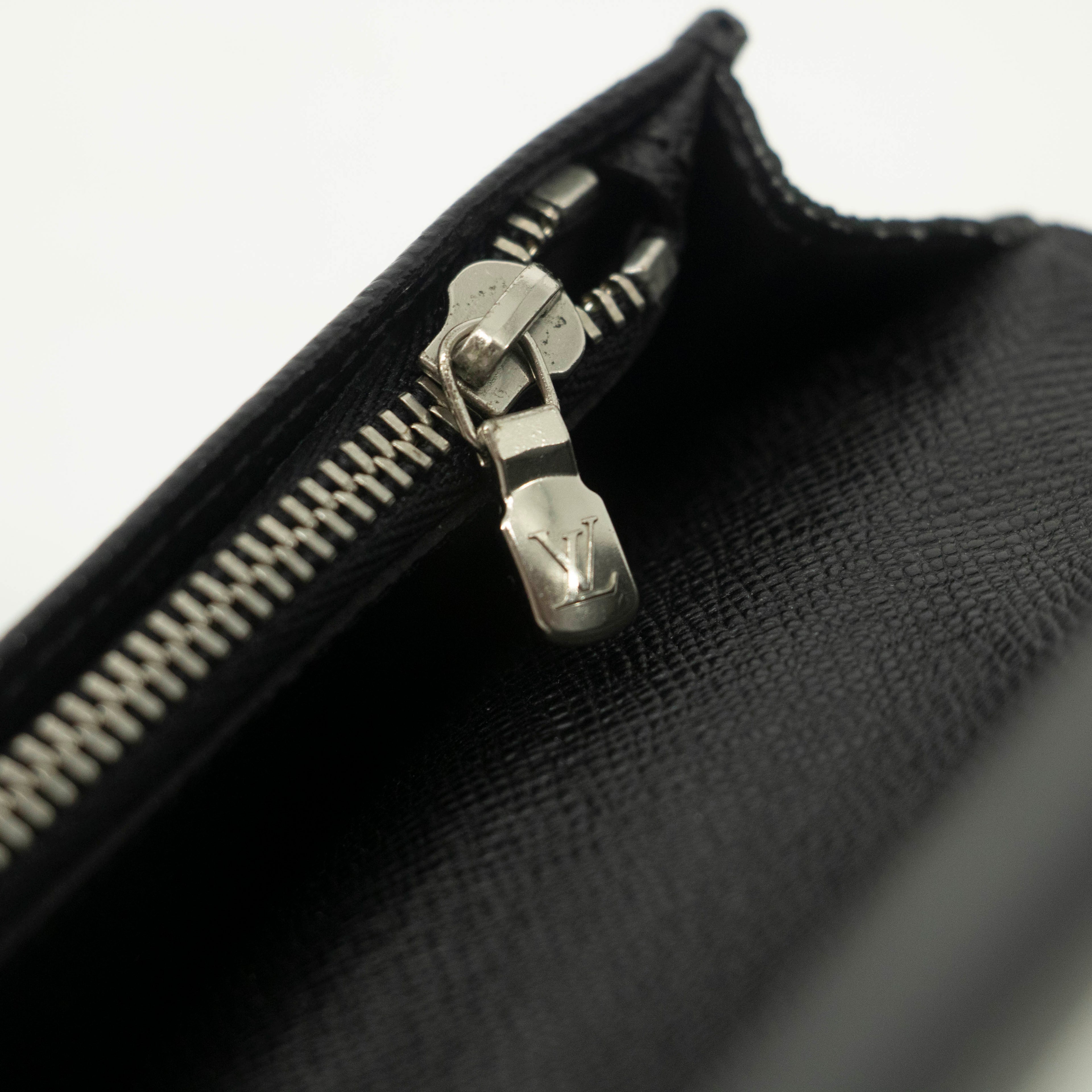 Bolt Boutique Louis Vuitton Damier Graphite Long Wallet #3857 — alternative angle