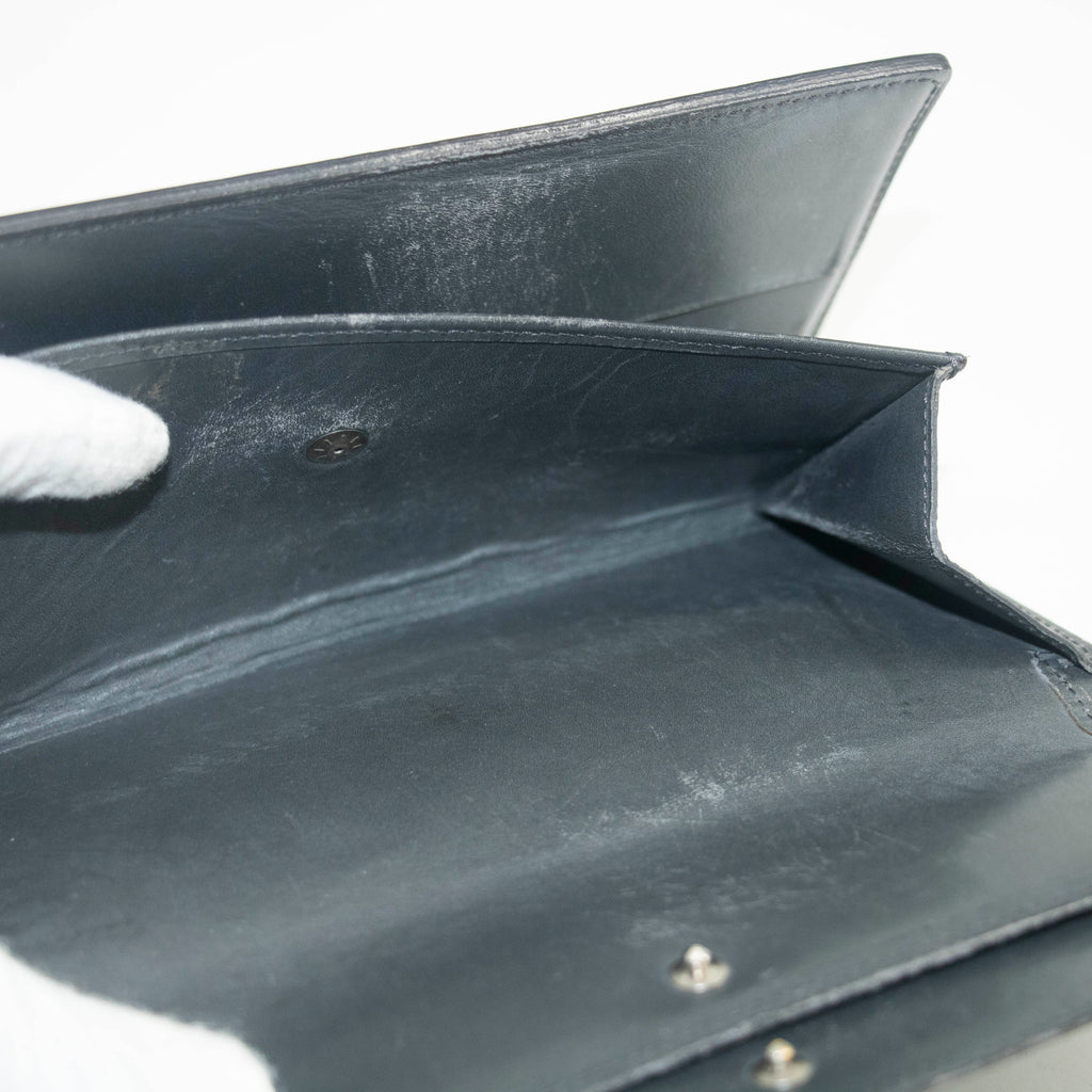 Bolt Boutique Louis Vuitton Grey Vernis International Long Wallet #3931 — size reference