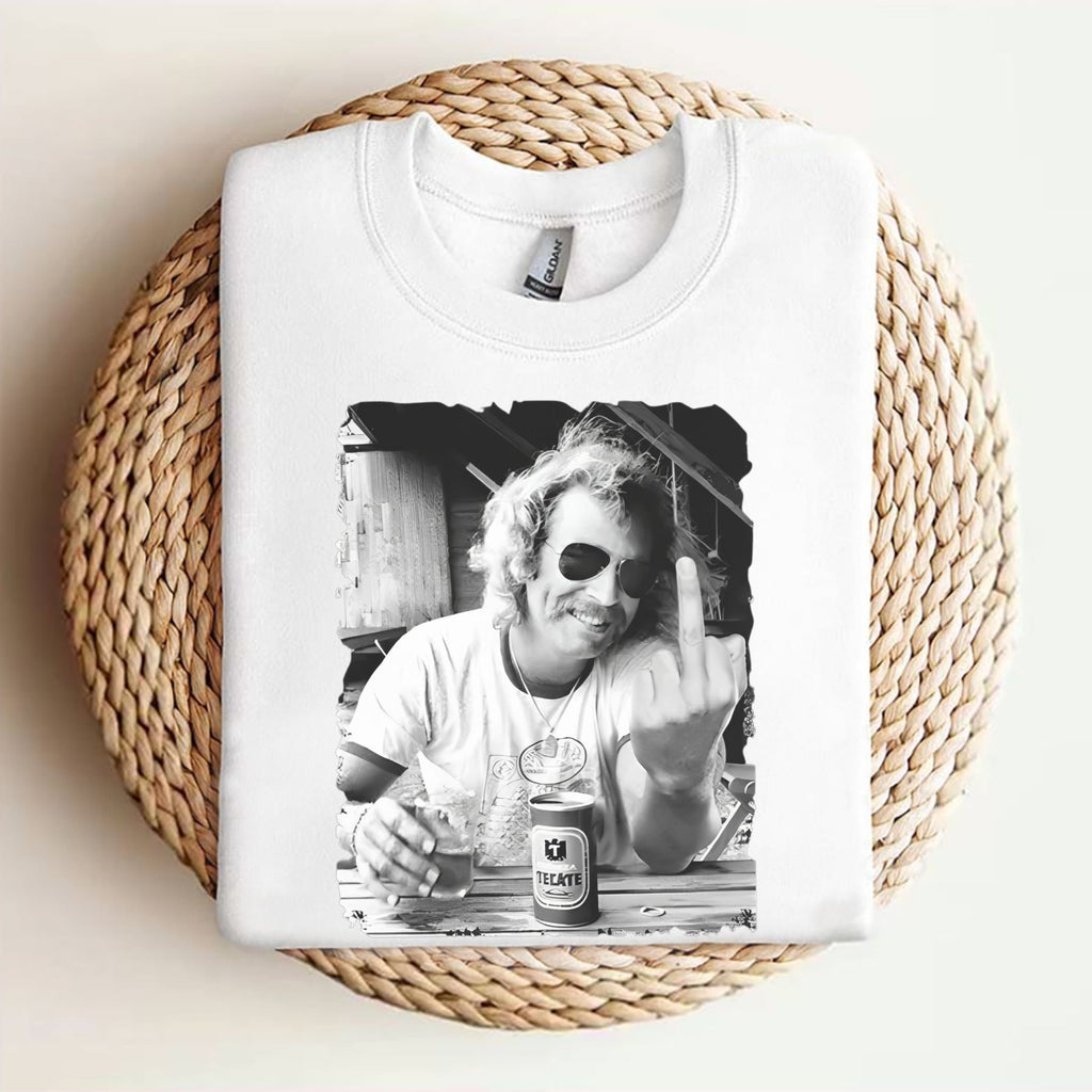 Pasimax Jimmy Buffett "Middle Finger" T-Shirt — lifestyle context