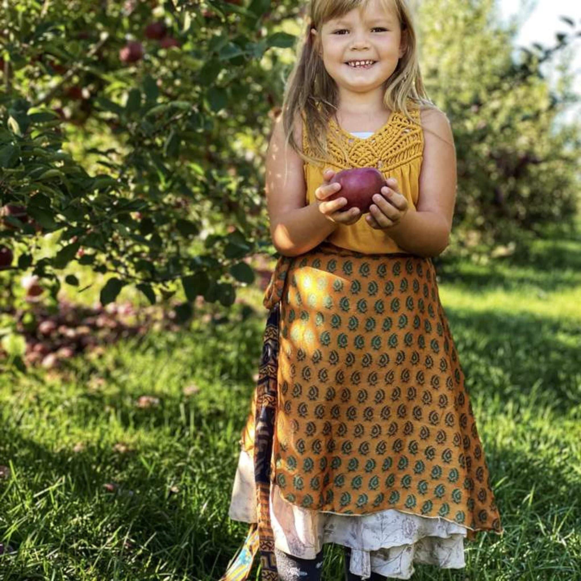 Darn Good Yarn Kids Skirt – Recycled Sari Magic — detail shot 10