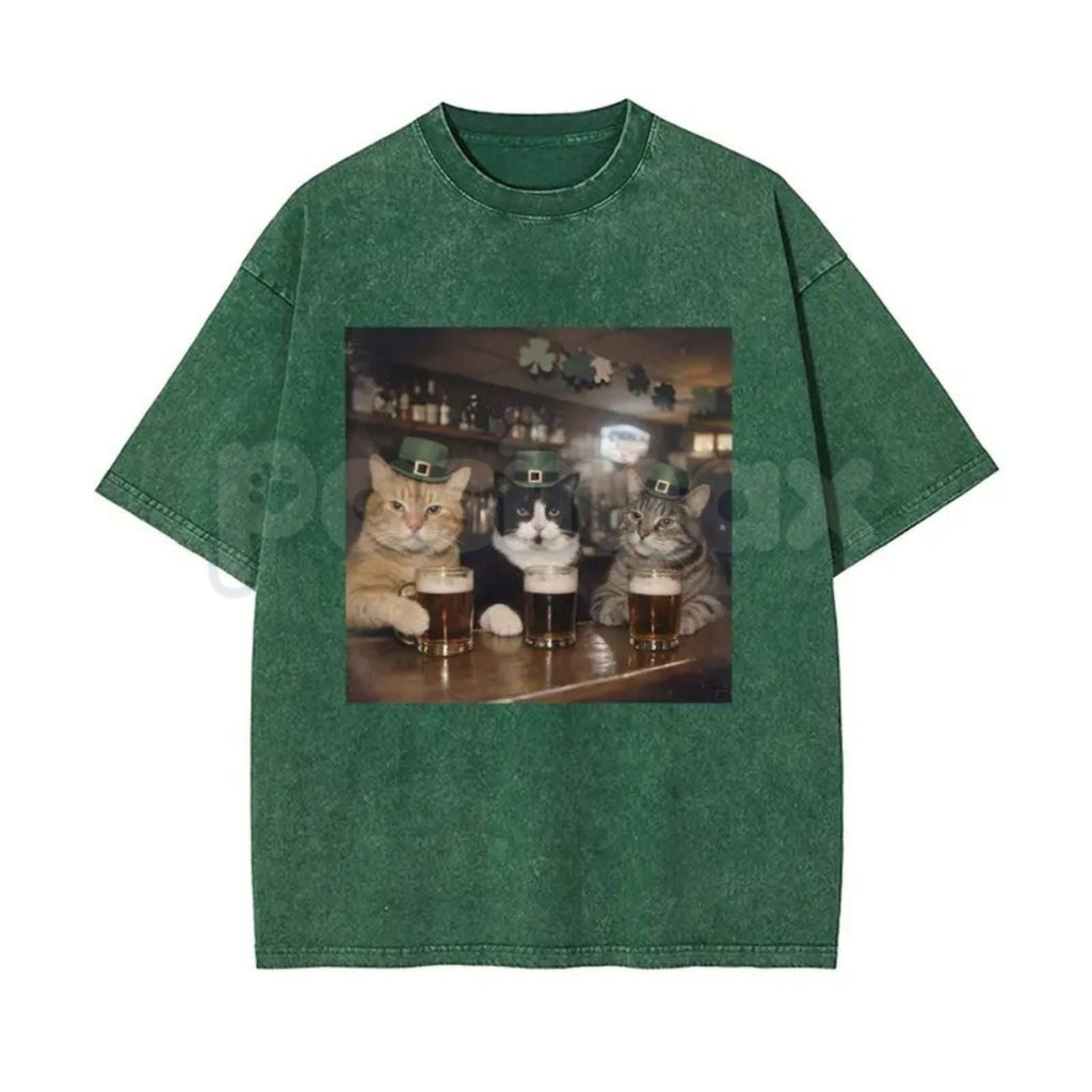 Pasimax Unisex Cat Vintage Shamrock Washed T-Shirt – Funny Lucky Cat St. Patrick’s Day Graphic Tee — lifestyle context