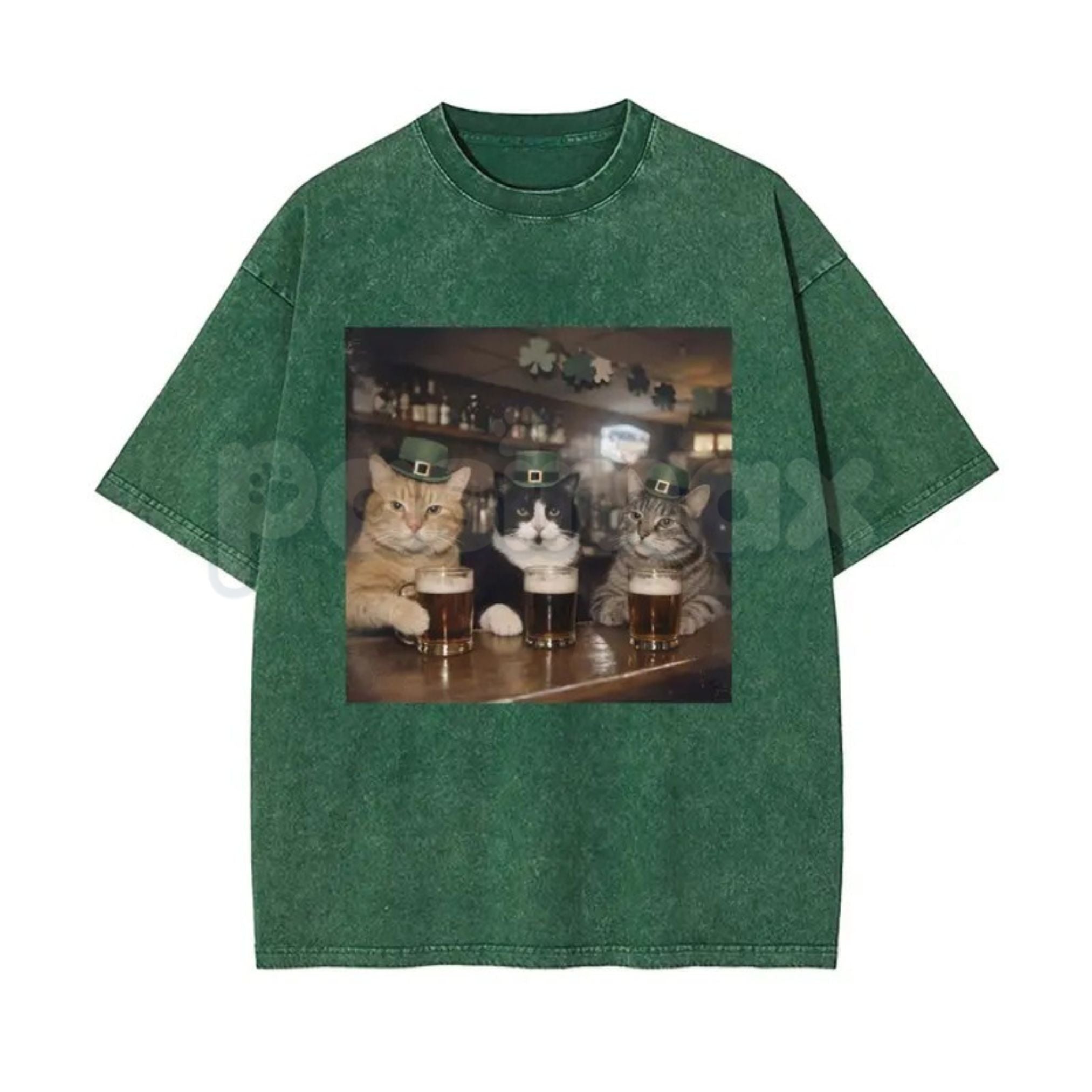 Pasimax Unisex Cat Vintage Shamrock Washed T-Shirt – Funny Lucky Cat St. Patrick’s Day Graphic Tee — lifestyle context