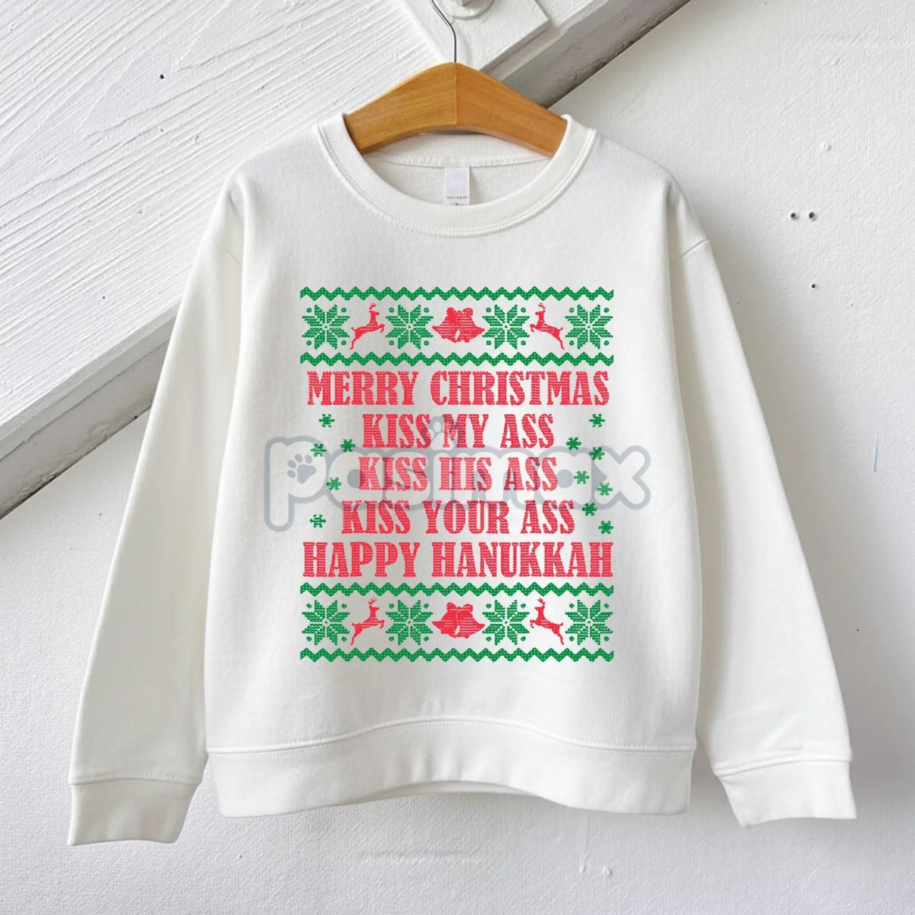 Pasimax National Lampoon's Christmas Vacation Sweatshirt — lifestyle context