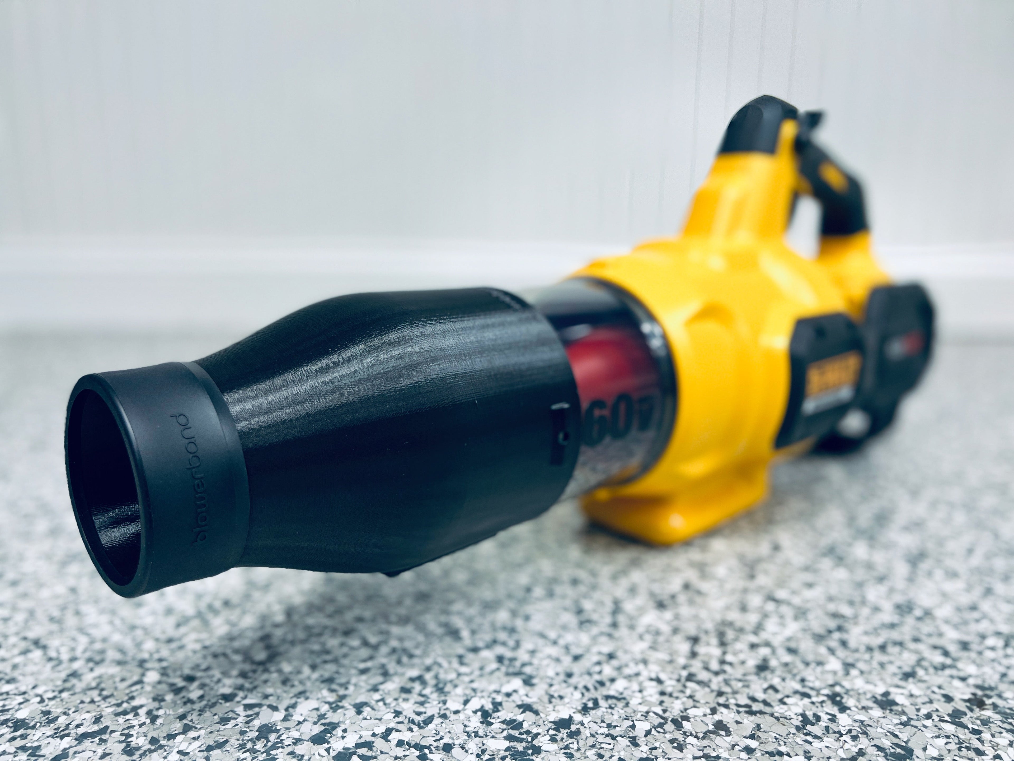 STUBBY® Car Drying Nozzle for DEWALT 20V MAX XR Gen III & 60V MAX Leaf Blowers (DCBL724B, DCBL772B, & DCBL777B) – Stubby Nozz