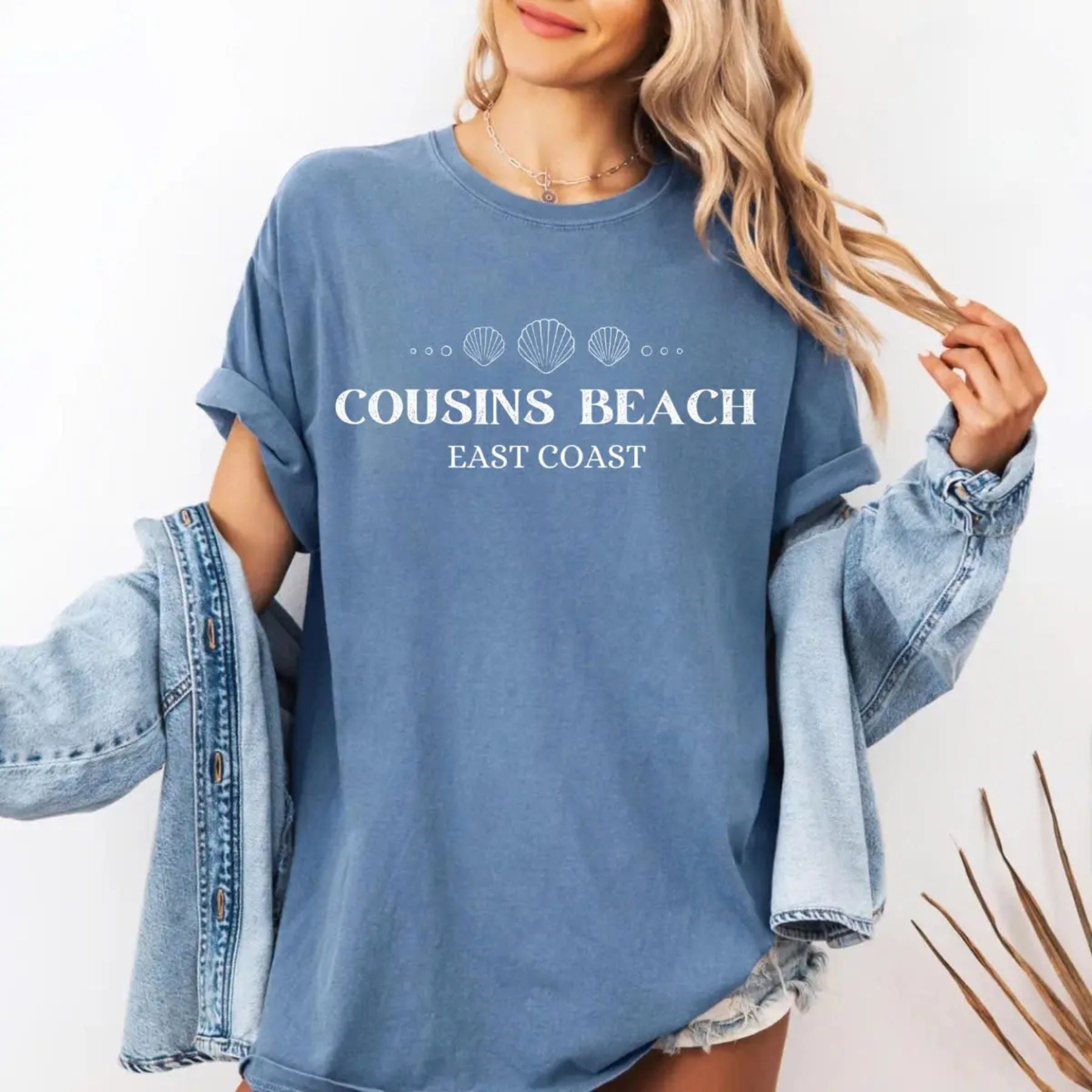 Pasimax Comfort Colors Cousins Beach Fan Tee — lifestyle context