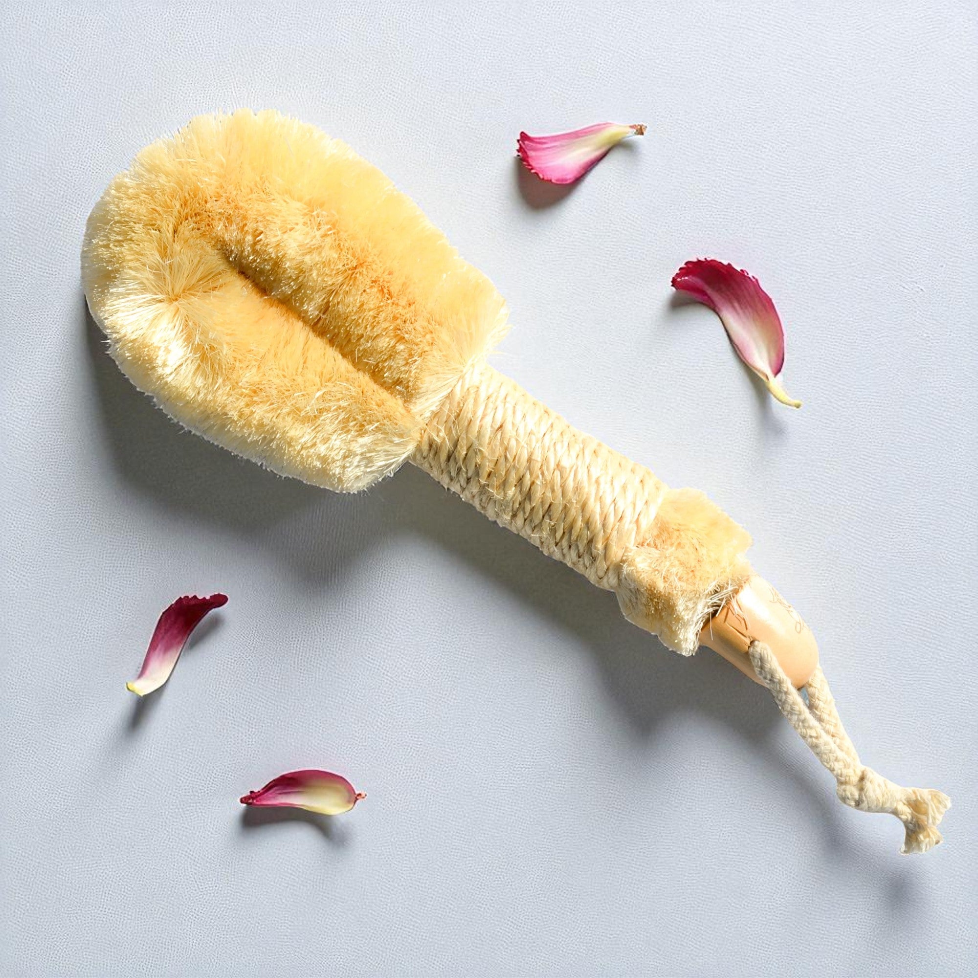 Pretty farm girl Sisal Exfoliating Dry Brush — back view