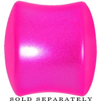 BodyCandy 9/16 Hyacinth Pink Metallic Pearl Acrylic Saddle Plug — detail close-up
