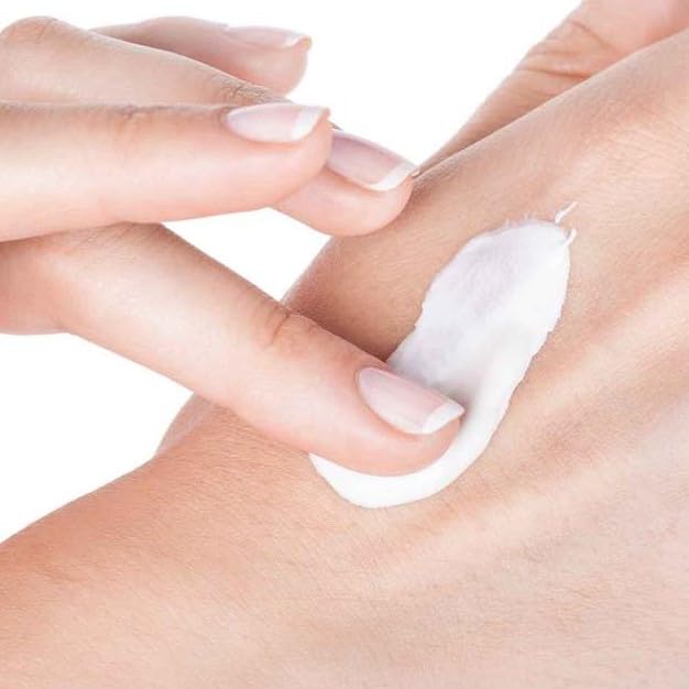 BioNike Moisturizing Balm for Sensitive Skin - Hydrating Skincare with Minimal Ingredients, 450ml