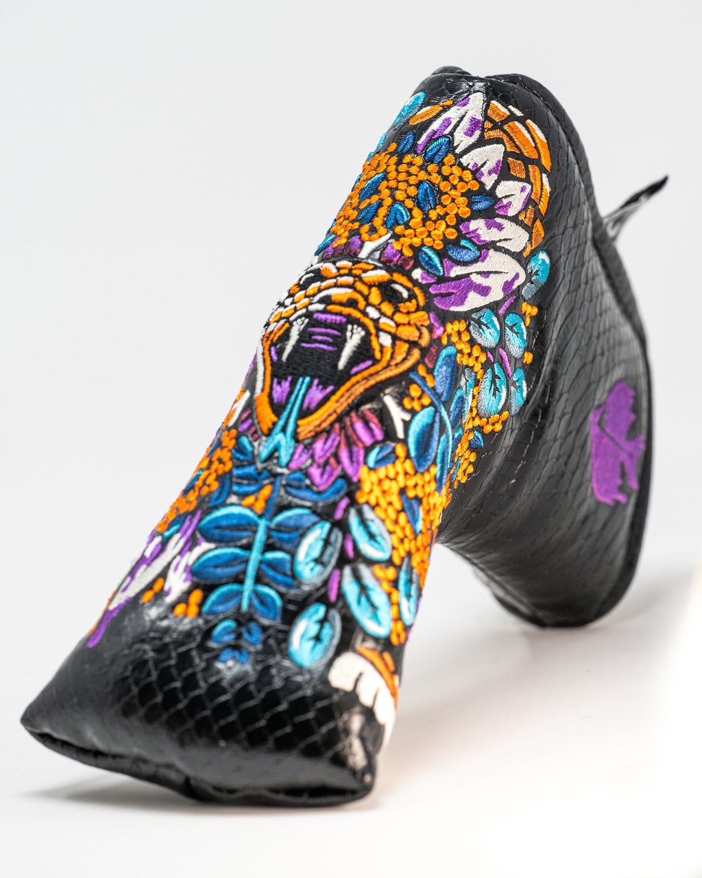 Venom Blade Putter Cover – Pins and Aces, view 4