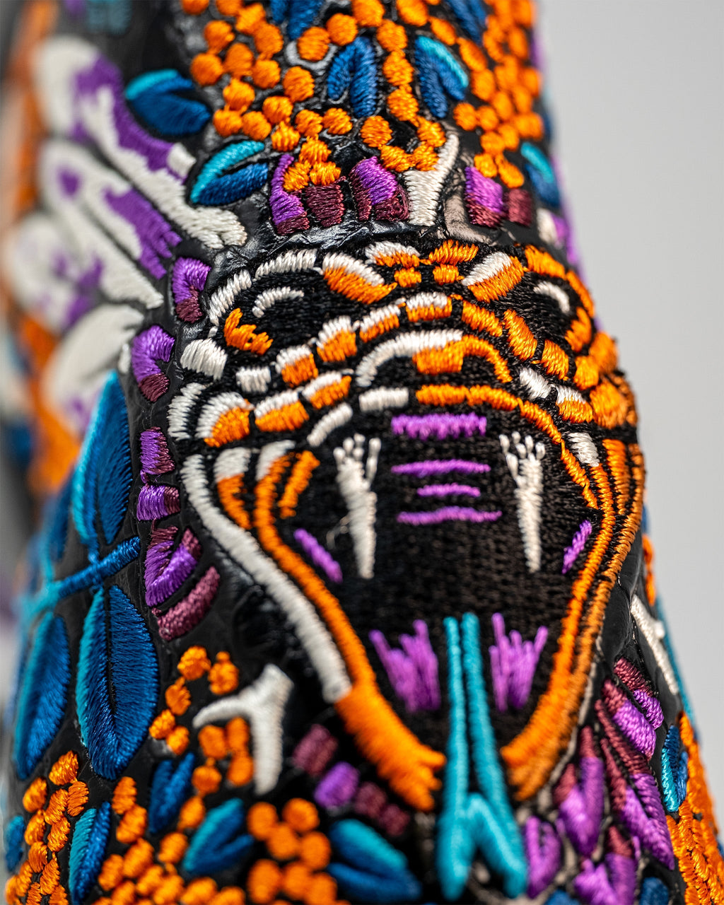 Venom Blade Putter Cover – Pins and Aces, view 10