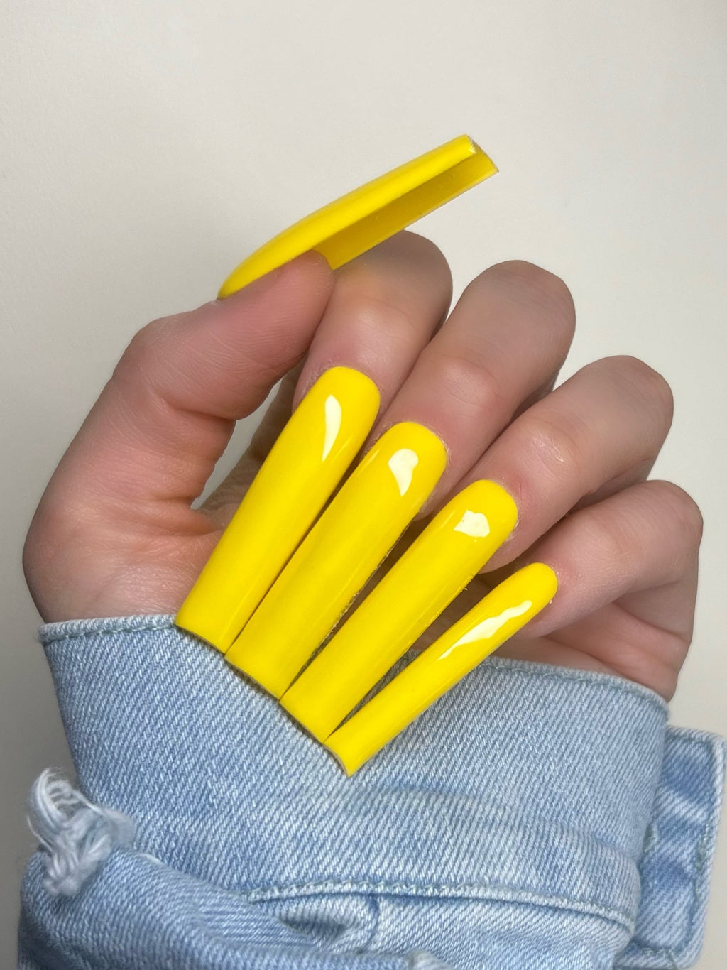 Hello Sunshine – 2Cute Nails