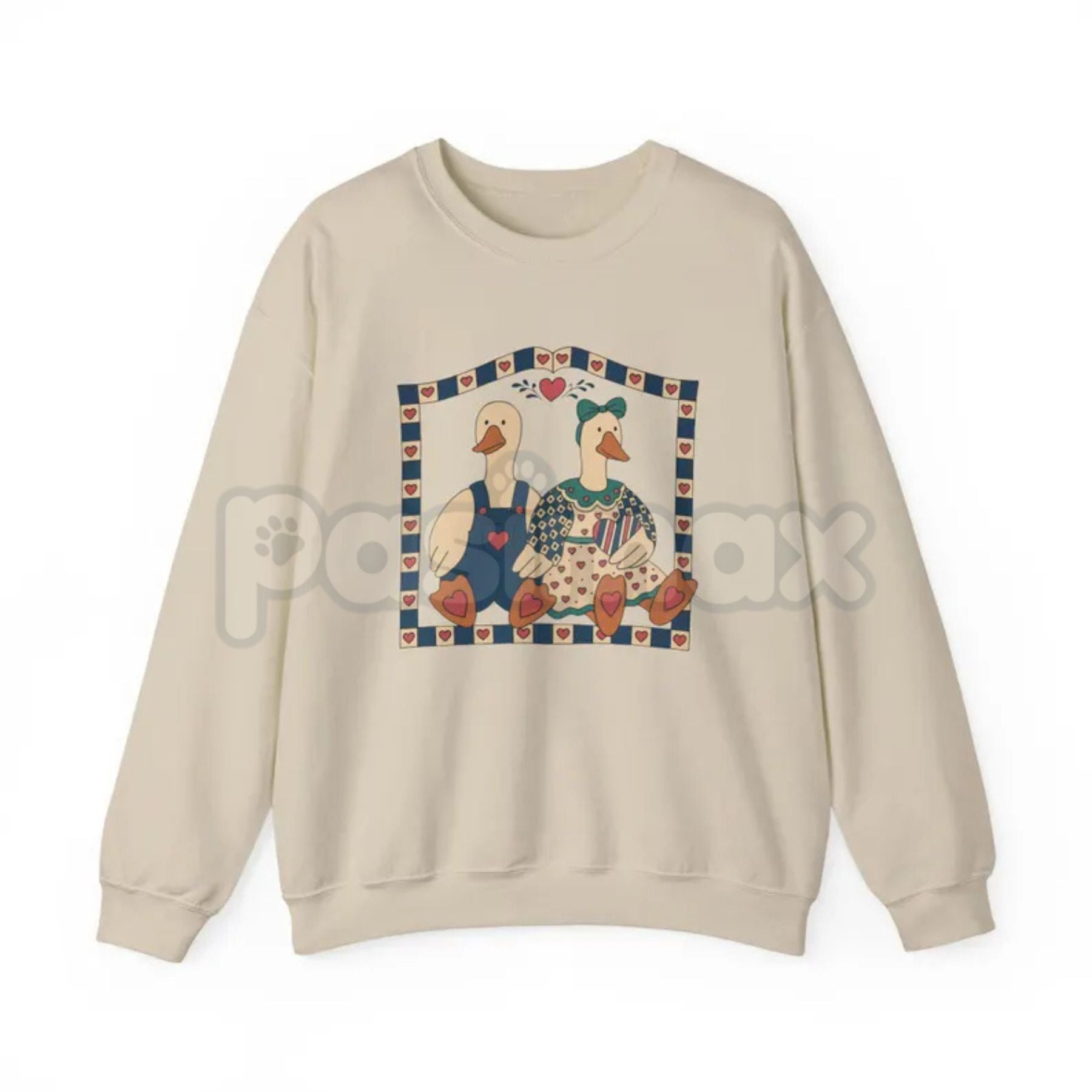 Pasimax Retro Geese Nature Sweatshirt | Heritage Wildlife Graphic Jumper | Vintage Bird Watcher Crewneck | Minimalist Cabin C