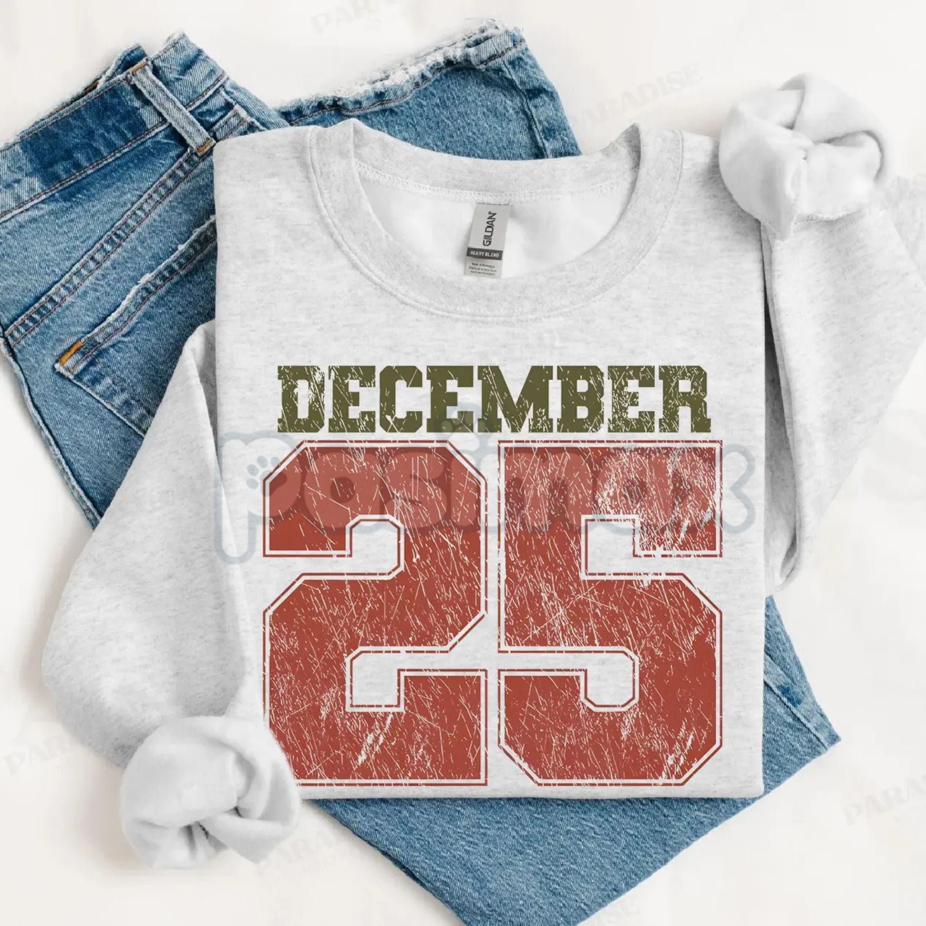 Pasimax Retro December 25th Christmas Sweatshirt – Vintage Holiday Clothing Crewneck for Women — side view