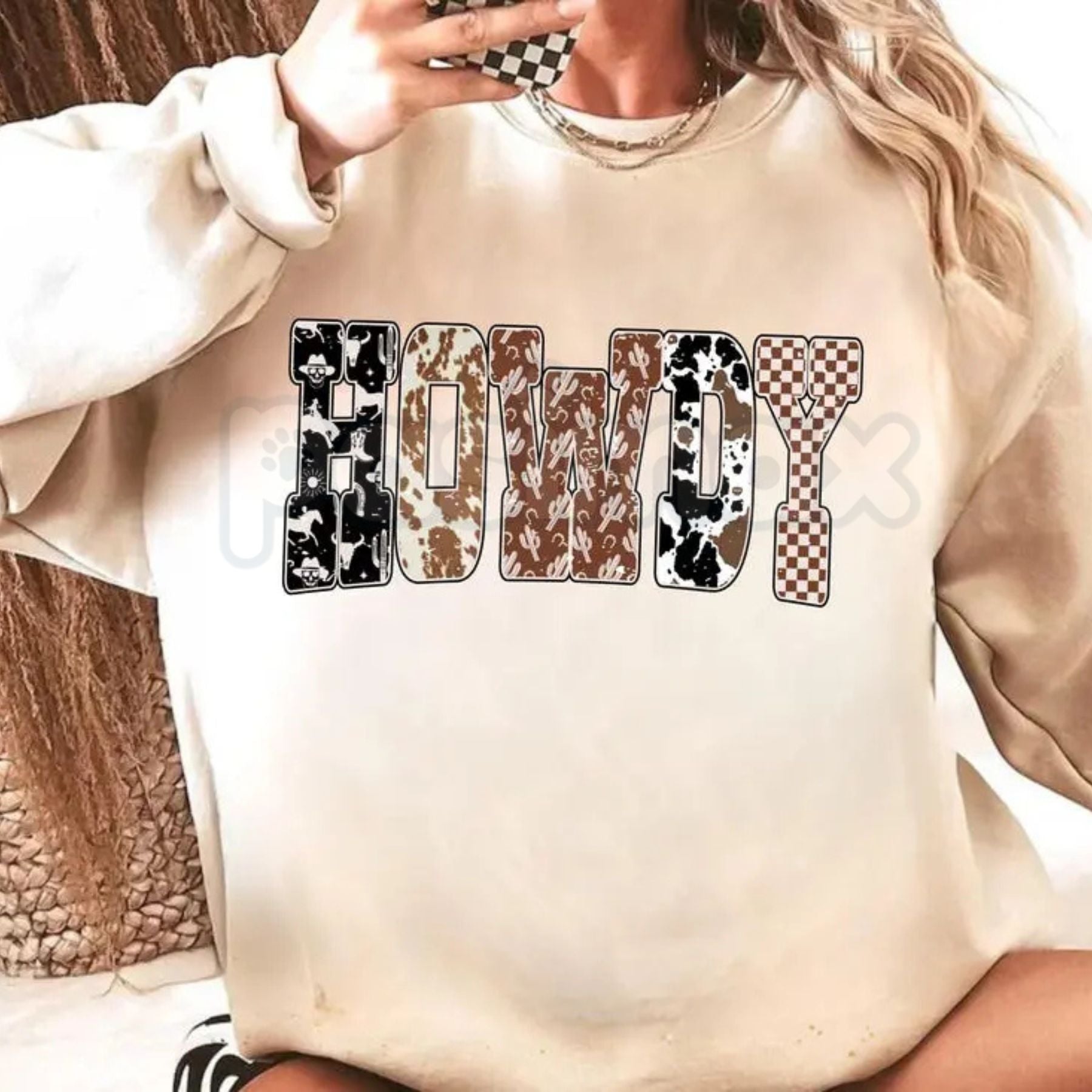 Pasimax Howdy Yee Haw Western Sweatshirt | Retro Rustic Country Jumper | Cowgirl Aesthetic Crewneck | Fun Western Wear Gift —