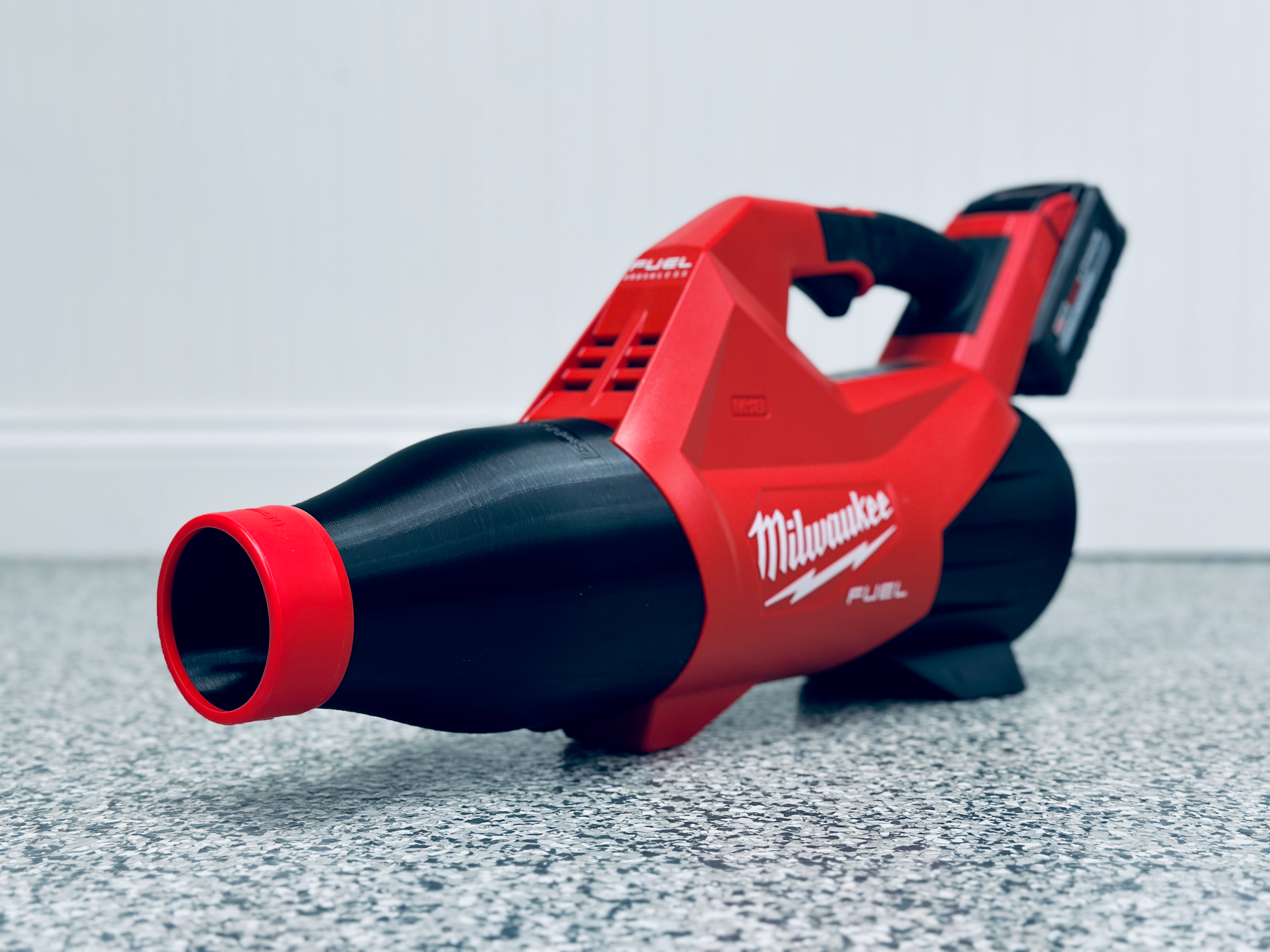 STUBBY® Car Drying Nozzle for Milwaukee M18 FUEL Gen III Single Battery Leaf Blower (3017-20) – Stubby Nozzle Co.