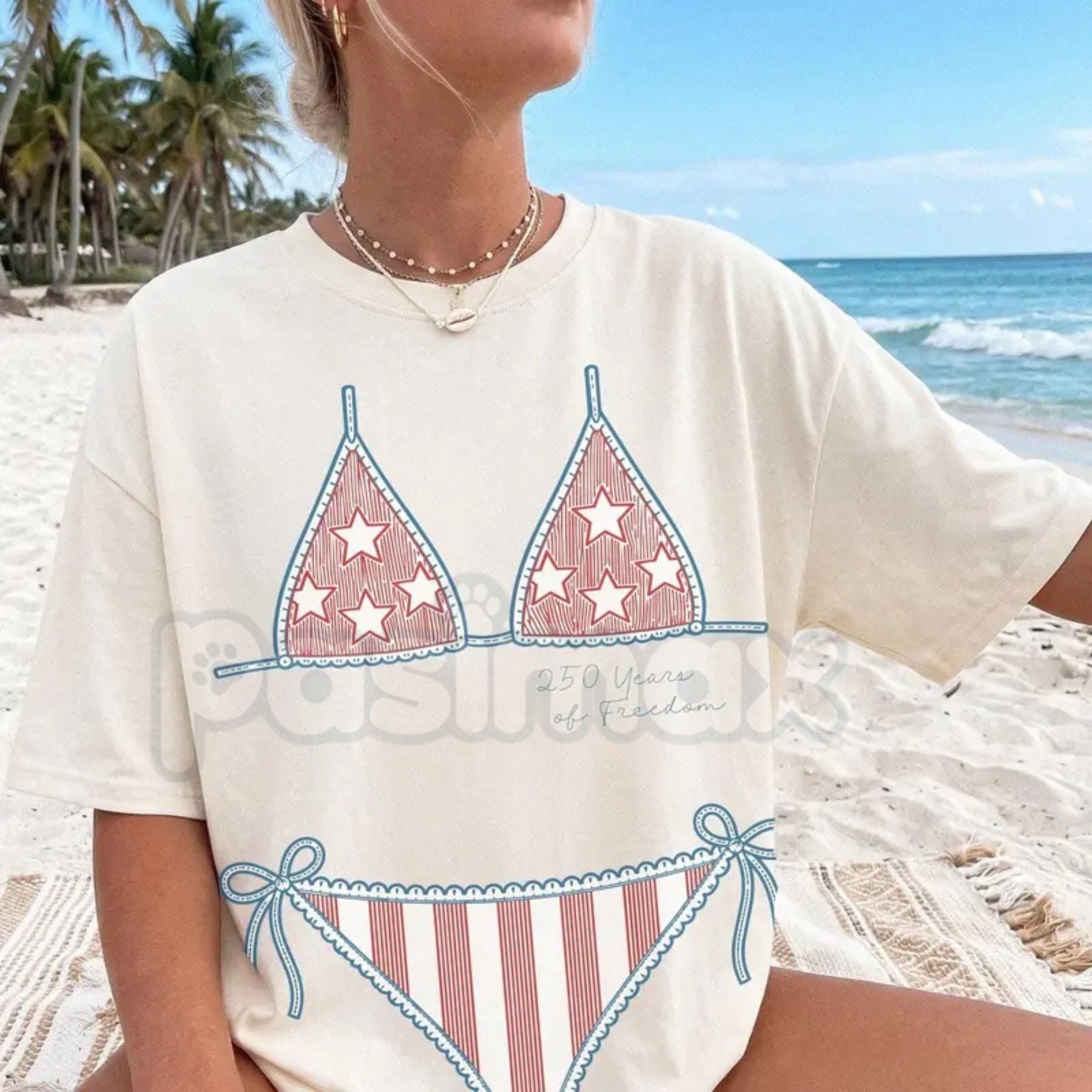 Comfort Colors® Vintage Preppy Bikini Top 4th of July T-Shirt – Retro America Graphic Tee, Trendy USA Aesthetic Patriotic Independence Day Top
