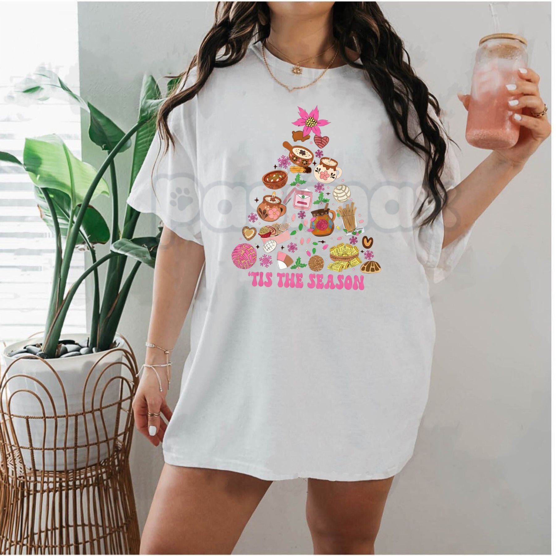 Pasimax "Tis The Season Mexican Christmas Tree T-Shirt" - Tamales Pan Dulce Holiday Tee, Festive Latinx Christmas Apparel, Un