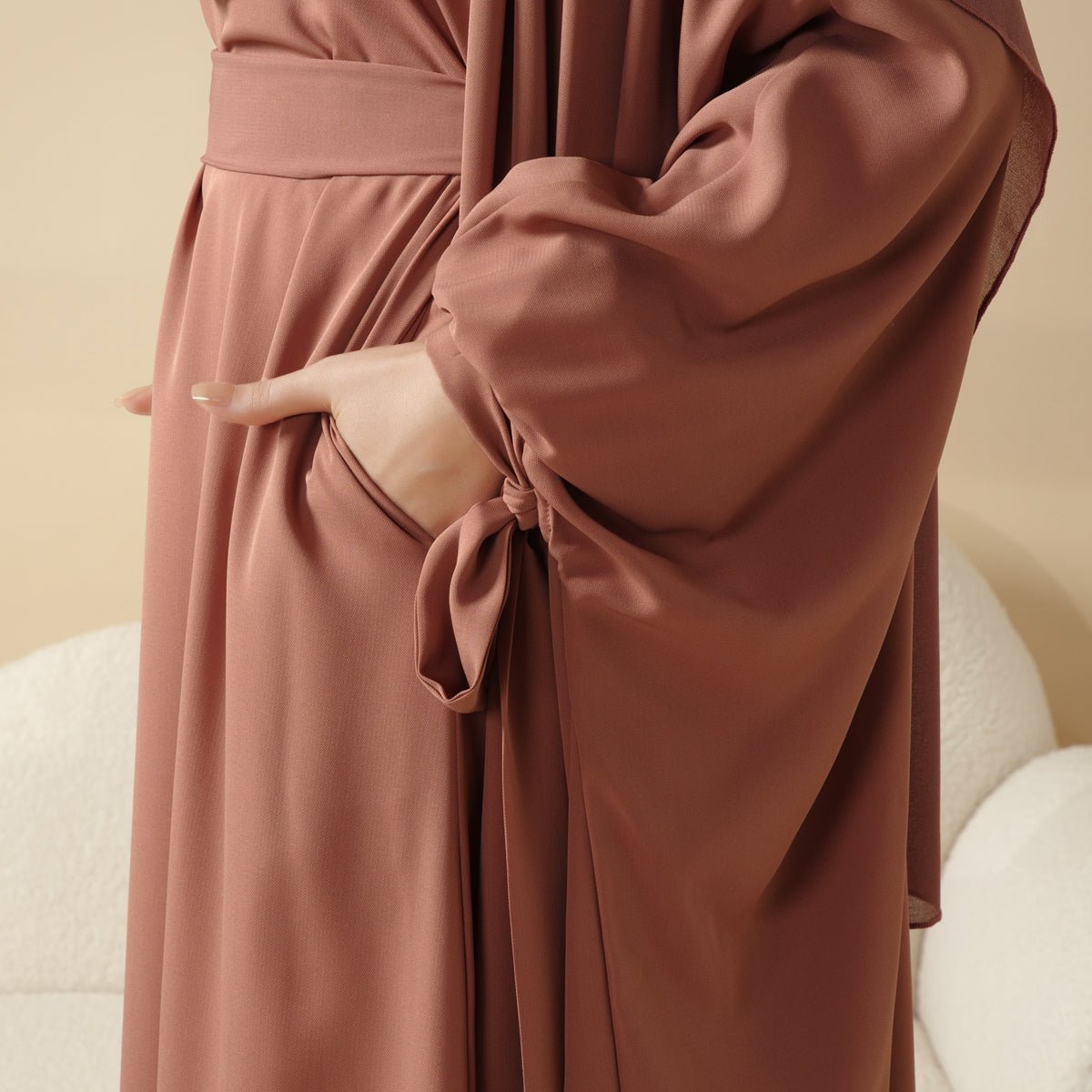 Mariam's Collection 5-Piece Set Farasha Abaya, Premium Farasha Textured Open Abaya (MOA095) — alternative angle