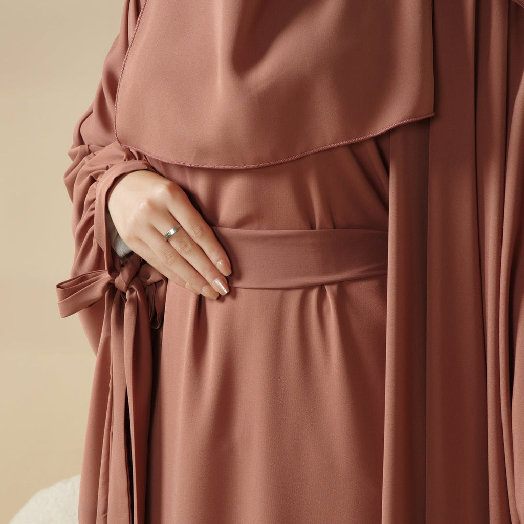 Mariam's Collection 5-Piece Set Farasha Abaya, Premium Farasha Textured Open Abaya (MOA095) — back view