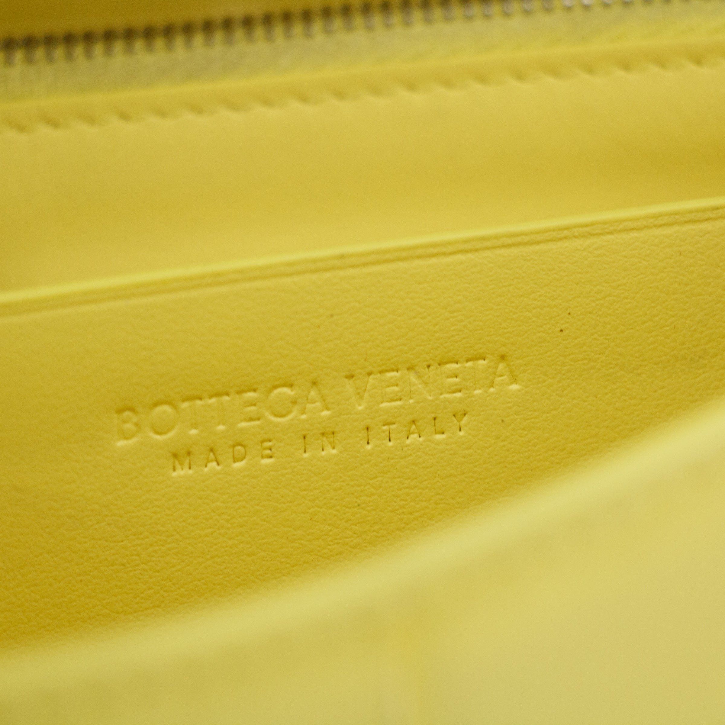 Bolt Boutique Bottega Veneta Inrecciato Cassette Wallet #5169 — alternative angle