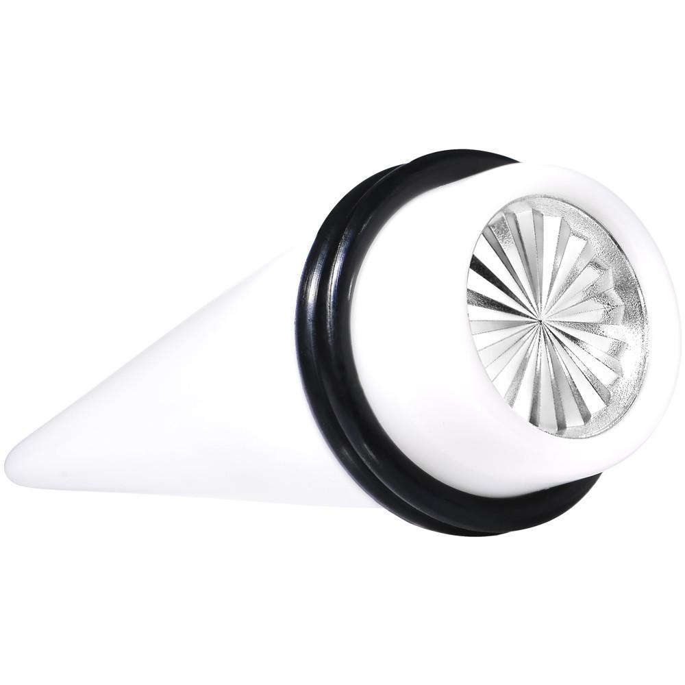 BodyCandy Acrylic Silver Flashy Tire Rim Taper 2G to 20mm — detail close-up