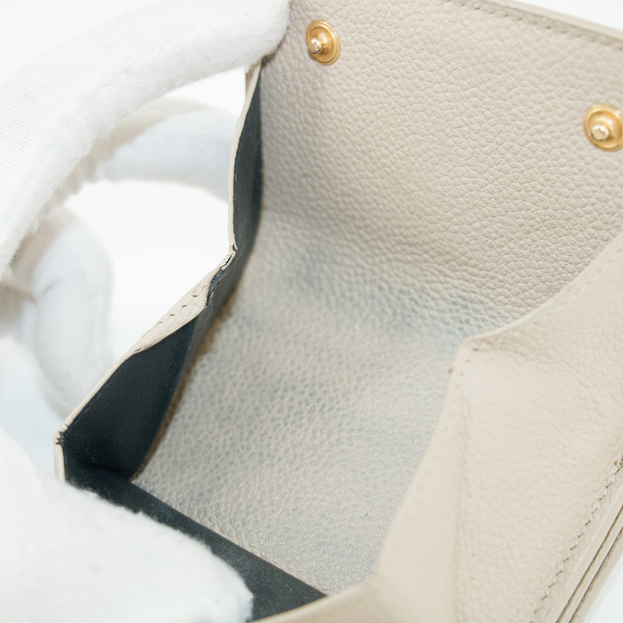 Bolt Boutique Yves Saint Laurent Beige Origami Compact Wallet #5203 — size reference
